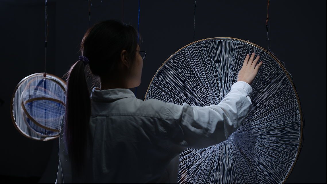 Tactile input interaction stage